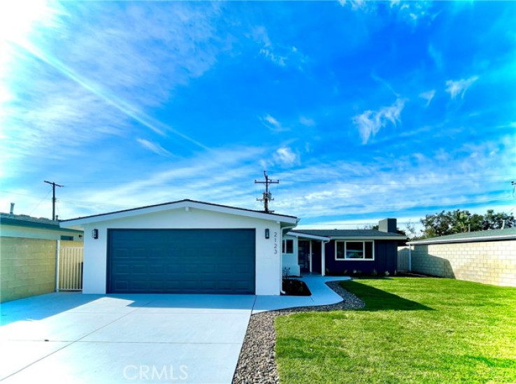 3 Bed Home for Sale in Costa Mesa, California