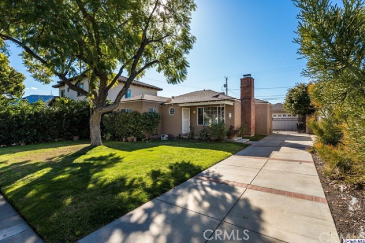 3 Bed Home for Sale in Burbank, California