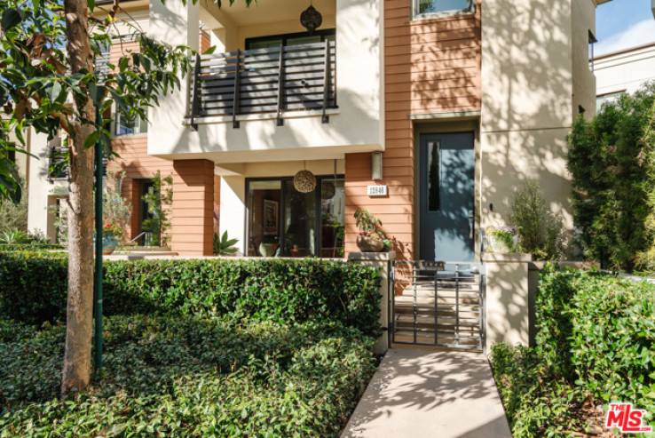 4 Bed Home for Sale in Los Angeles, California