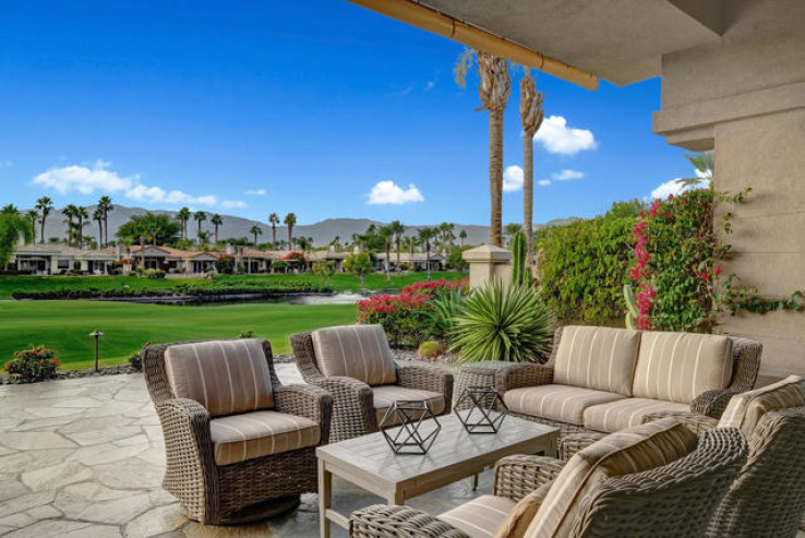 Residential Home in East Palm Desert