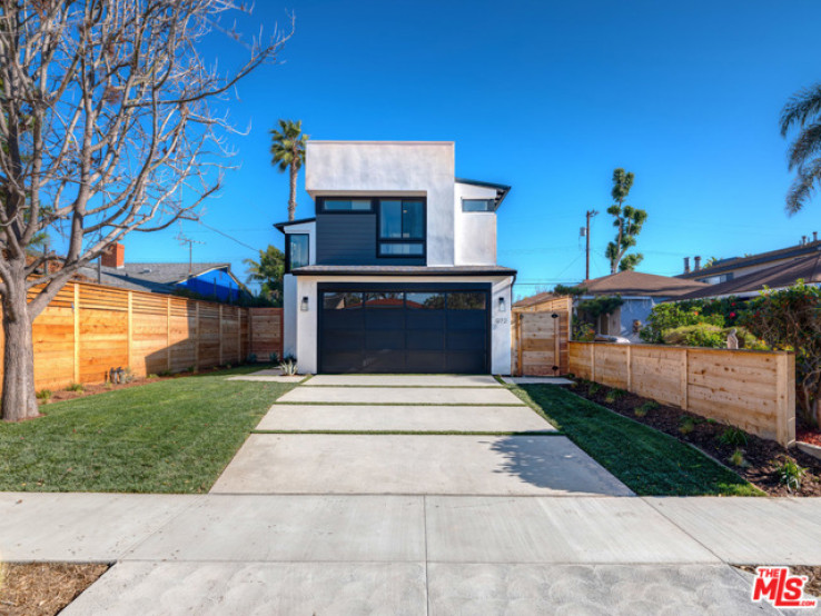 4 Bed Home for Sale in Venice, California
