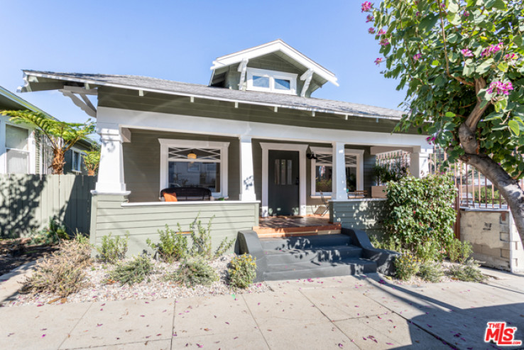 2 Bed Home for Sale in Los Angeles, California