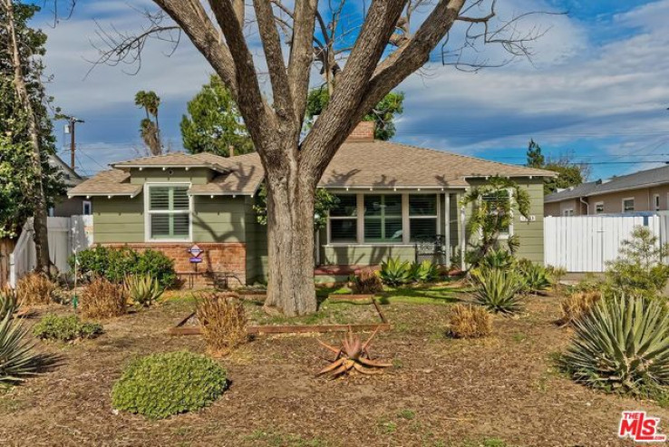 Residential Home in Sherman Oaks