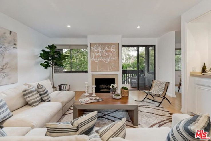 2 Bed Home for Sale in Los Angeles, California