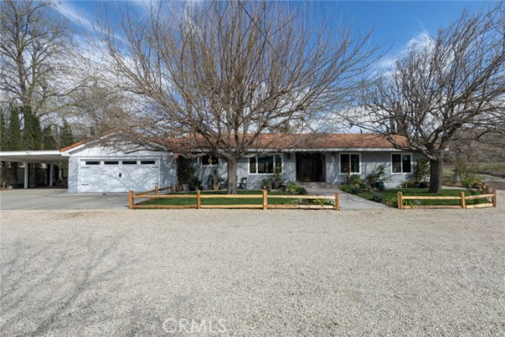 Residential Home in Canyon Country 1