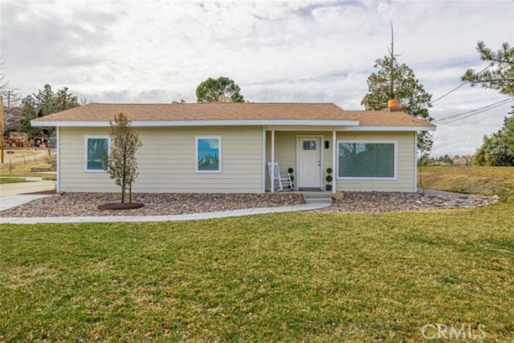 4 Bed Home for Sale in Leona Valley, California