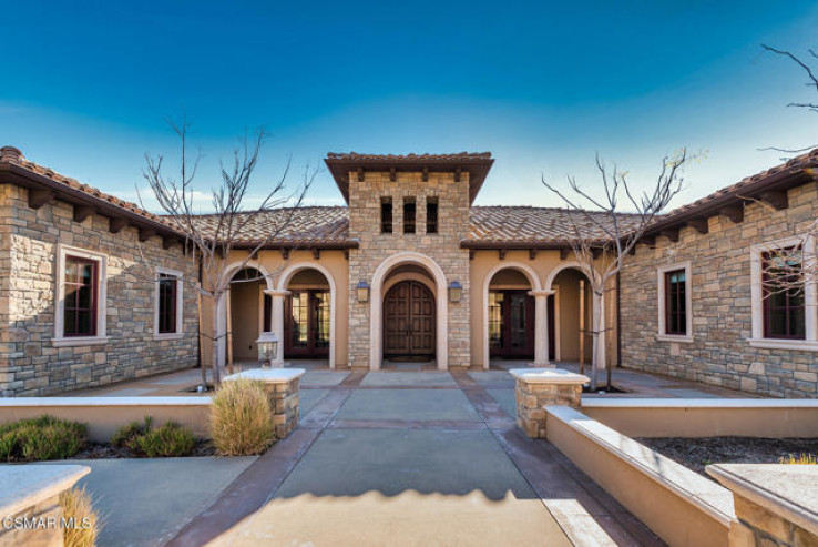 4 Bed Home for Sale in Thousand Oaks, California