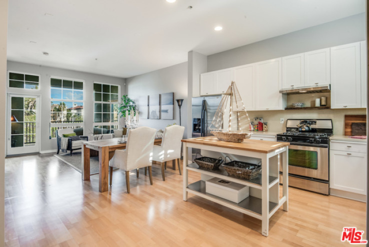 2 Bed Home for Sale in Playa Vista, California