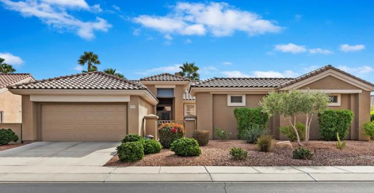 Residential Home in Sun City