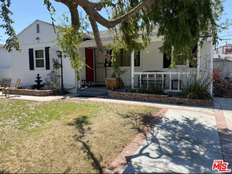 3 Bed Home for Sale in North Hollywood, California