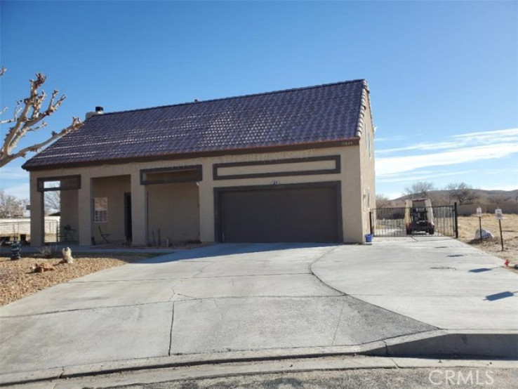 3 Bed Home for Sale in Helendale, California