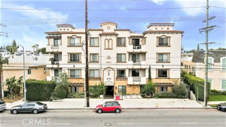2 Bed Home for Sale in Sherman Oaks, California