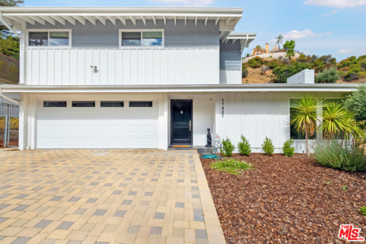 3 Bed Home for Sale in Encino, California