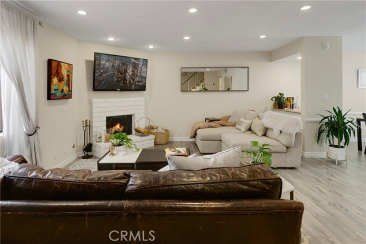 2 Bed Home for Sale in Valley Village, California