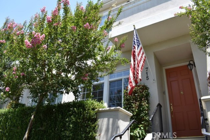3 Bed Home for Sale in Burbank, California