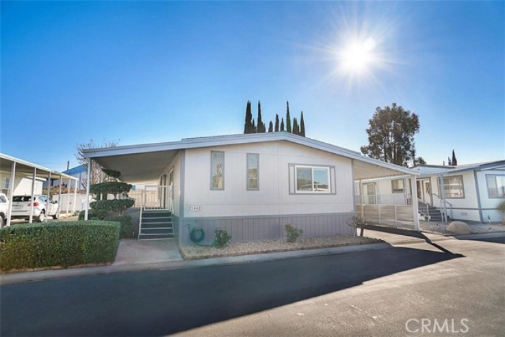 Residential Home in Bouquet Canyon