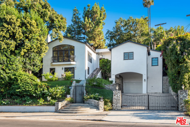 4 Bed Home for Sale in Sherman Oaks, California