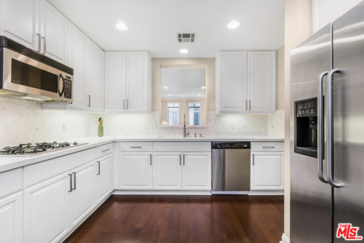 2 Bed Home for Sale in Playa Vista, California