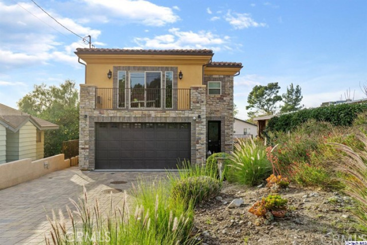 4 Bed Home for Sale in Tujunga, California