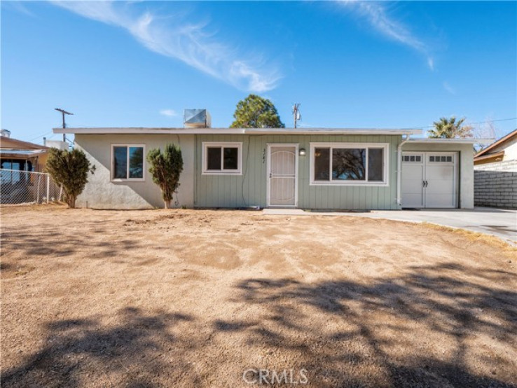 3 Bed Home for Sale in Mojave, California