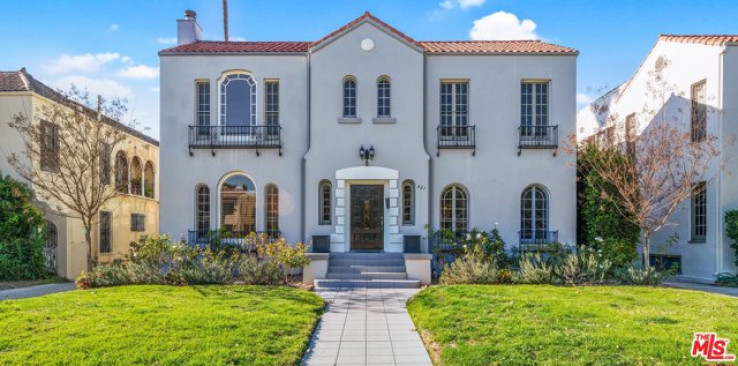 2 Bed Home for Sale in Los Angeles, California