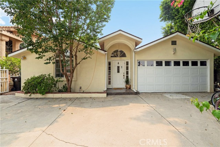 4 Bed Home for Sale in Sherman Oaks, California