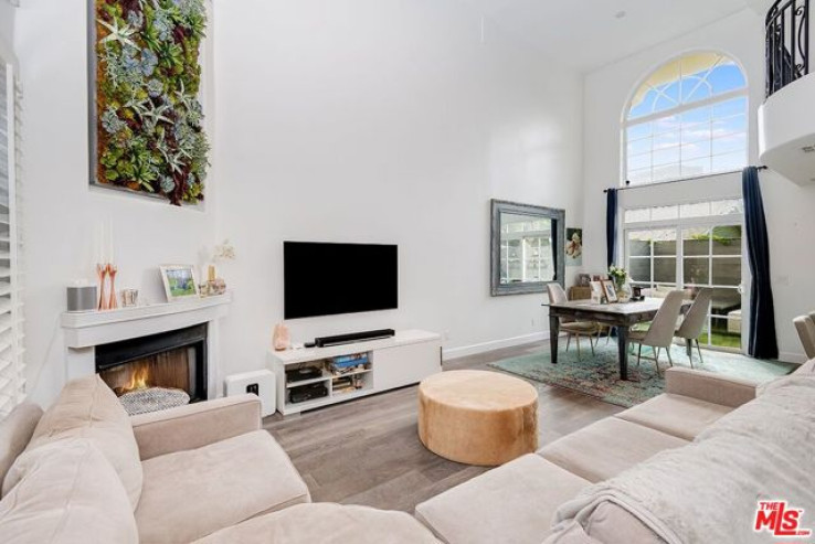 3 Bed Home for Sale in Santa Monica, California