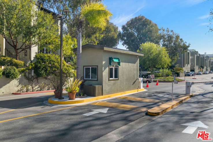 Residential Home in Culver City