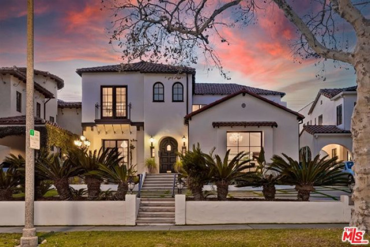 3 Bed Home for Sale in Beverly Hills, California