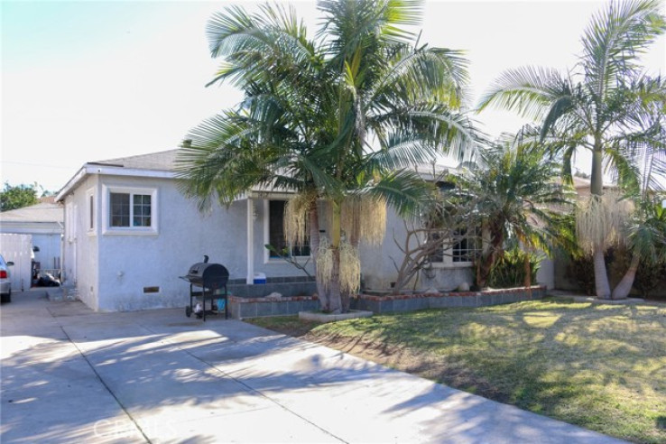 Residential Home in Compton