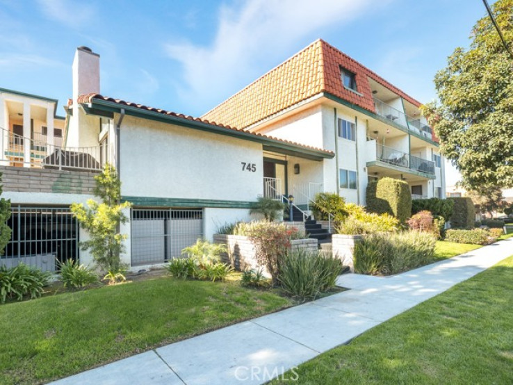 2 Bed Home for Sale in El Segundo, California