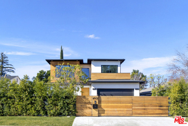5 Bed Home for Sale in Encino, California