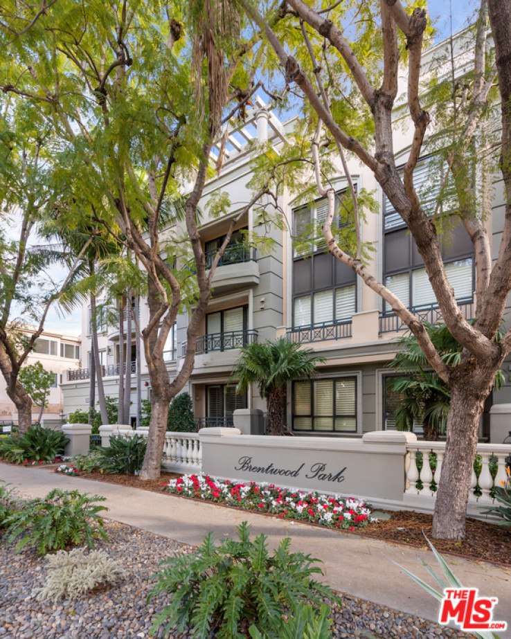 Residential Home in Brentwood