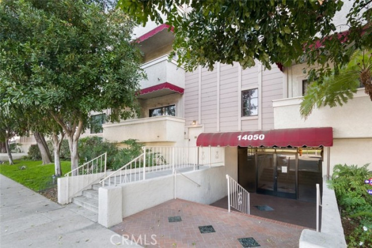 Residential Home in Sherman Oaks