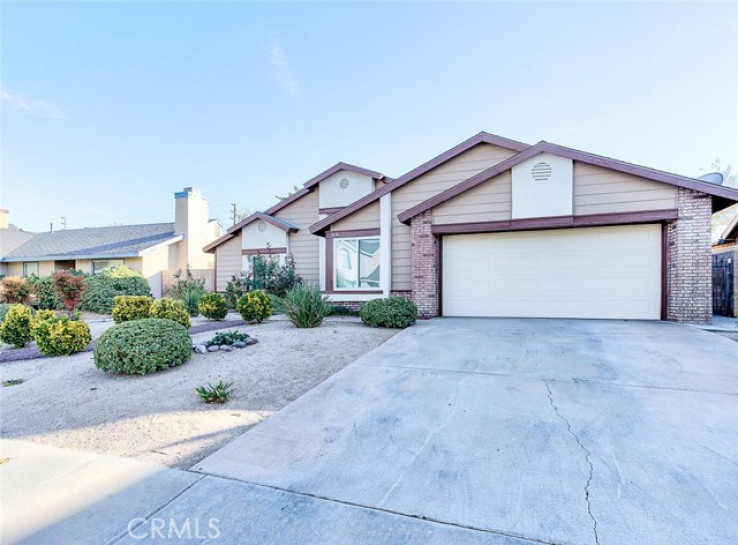 Residential Home in Palmdale