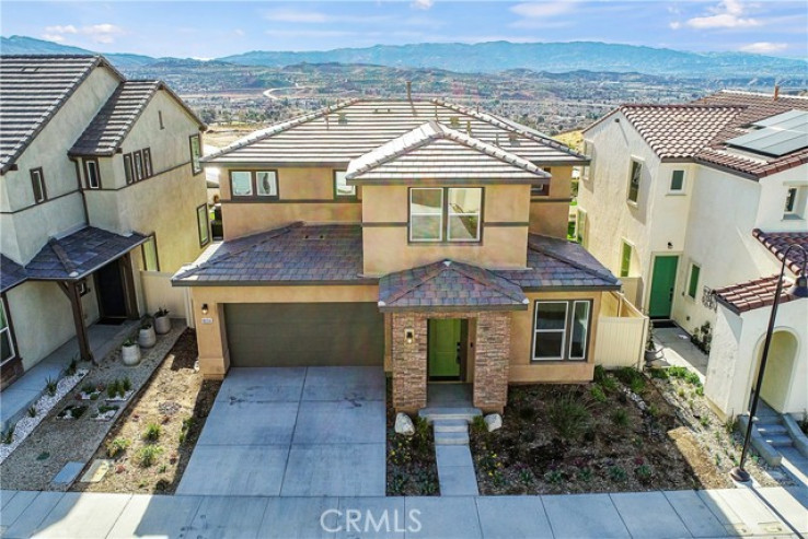 4 Bed Home for Sale in Saugus, California