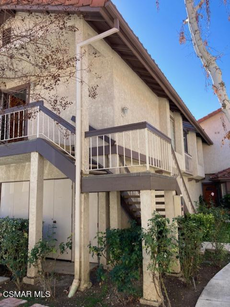 1 Bed Home for Sale in Calabasas, California