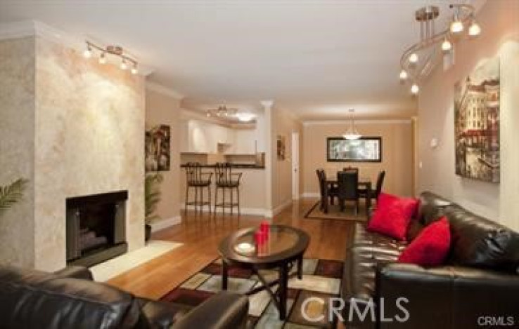 2 Bed Home for Sale in Los Angeles, California