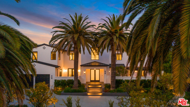6 Bed Home for Sale in Los Angeles, California