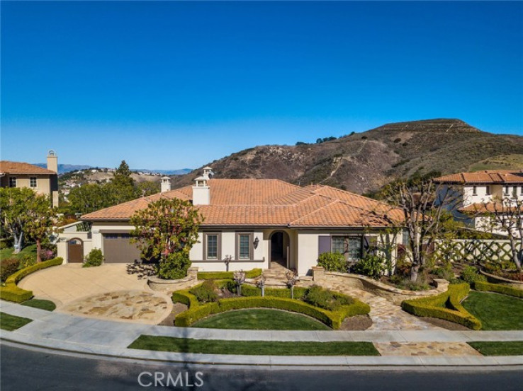 4 Bed Home for Sale in Calabasas, California