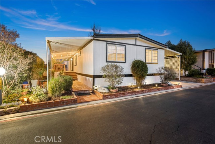 3 Bed Home for Sale in Castaic, California