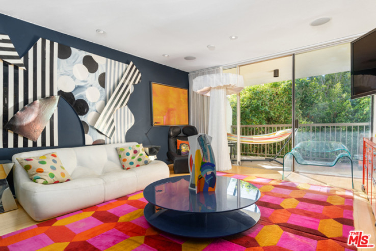 1 Bed Home for Sale in West Hollywood, California