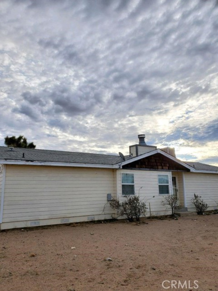 3 Bed Home for Sale in Victorville, California