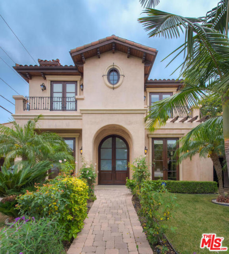 5 Bed Home for Sale in Beverly Hills, California