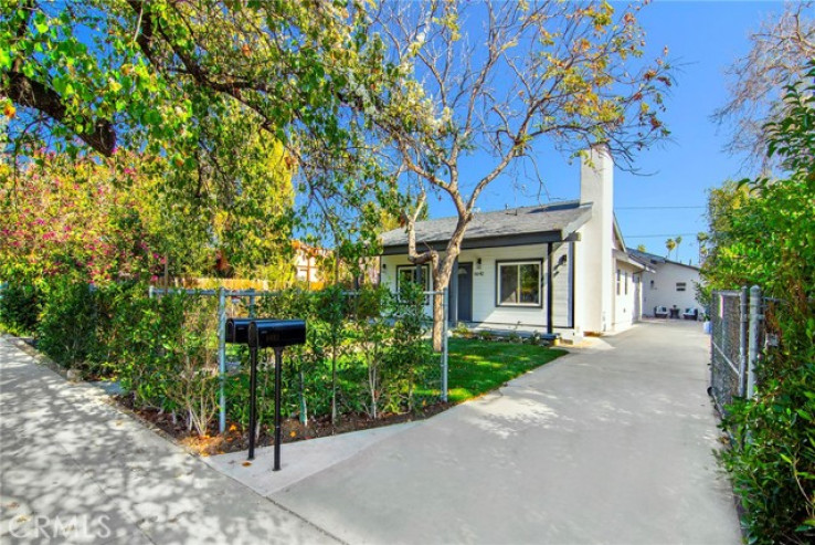 4 Bed Home for Sale in Van Nuys, California