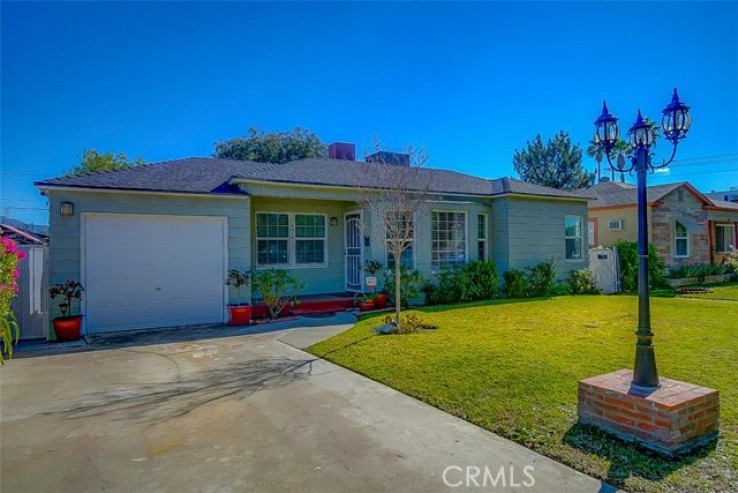 4 Bed Home for Sale in North Hollywood, California