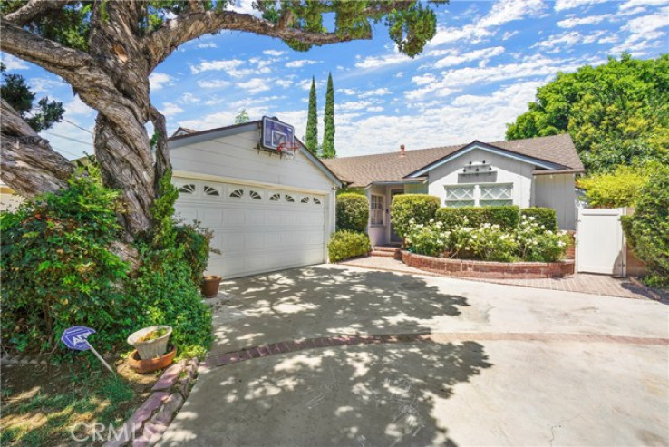 Residential Home in Van Nuys