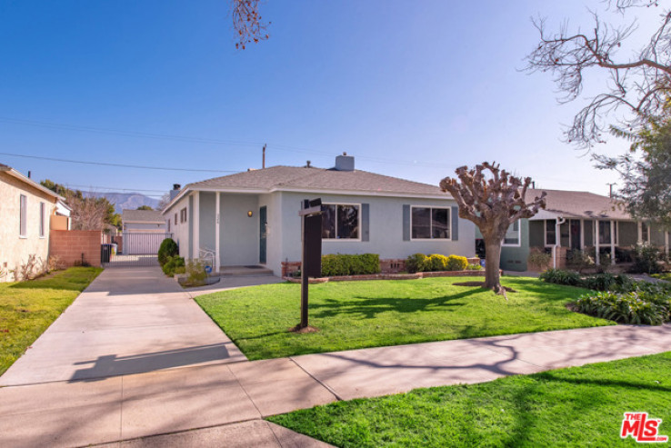3 Bed Home for Sale in Burbank, California