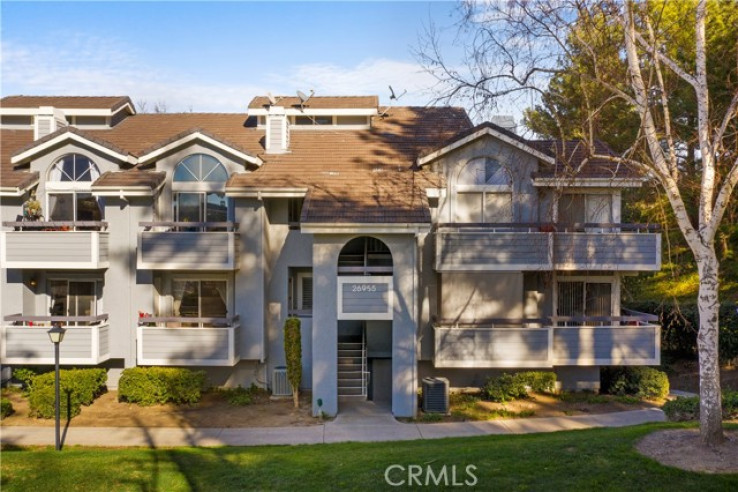 2 Bed Home for Sale in Canyon Country, California