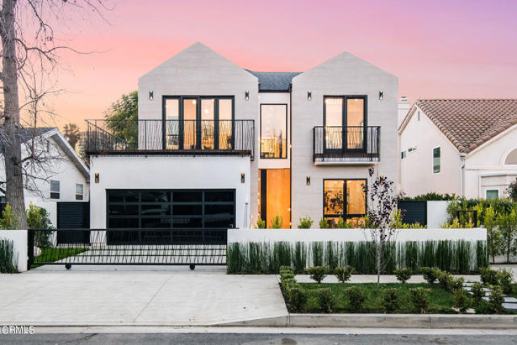 4 Bed Home for Sale in Sherman Oaks, California